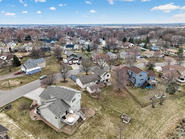 $424,900 | 600 3rd Street Southwest, St. Michael, MN 55376