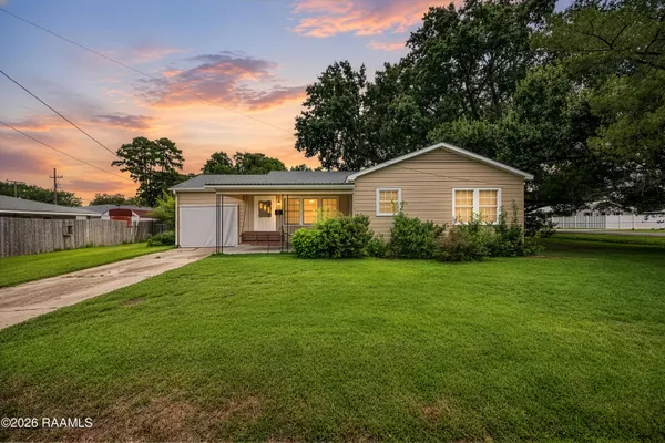 $170,000 | 111 East Henry Street, Rayne, LA 70578