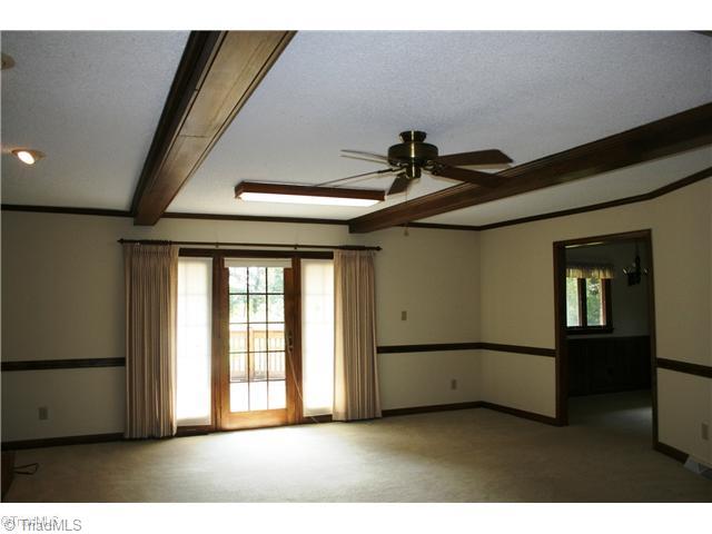4688 Rolling Road Trinity, NC 27370 - Photo 4 of 15 Living Room.