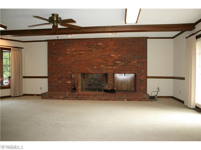 4688 Rolling Road Trinity, NC 27370 - Photo 5 of 15 Living Room.