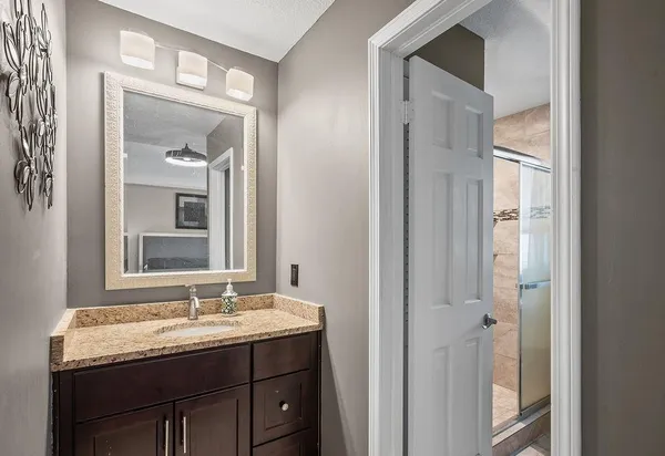 $479,000 | 12720 West 102nd Street, Lenexa, KS 66215