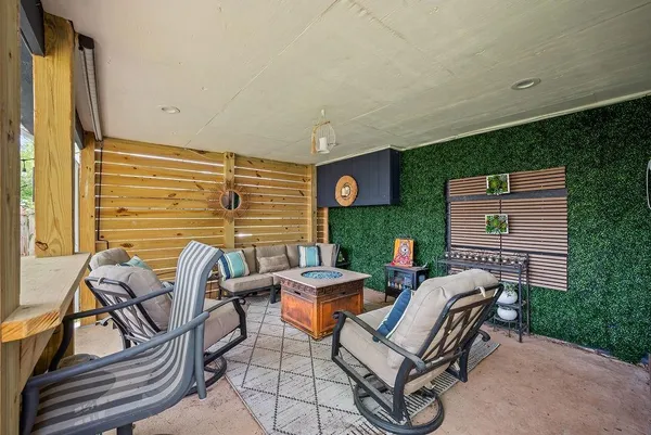 $479,000 | 12720 West 102nd Street, Lenexa, KS 66215