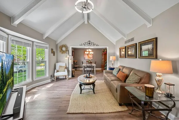 $479,000 | 12720 West 102nd Street, Lenexa, KS 66215