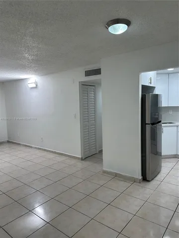 $1,950 | 606 West 81st Street, Unit 331, Hialeah, FL 33014