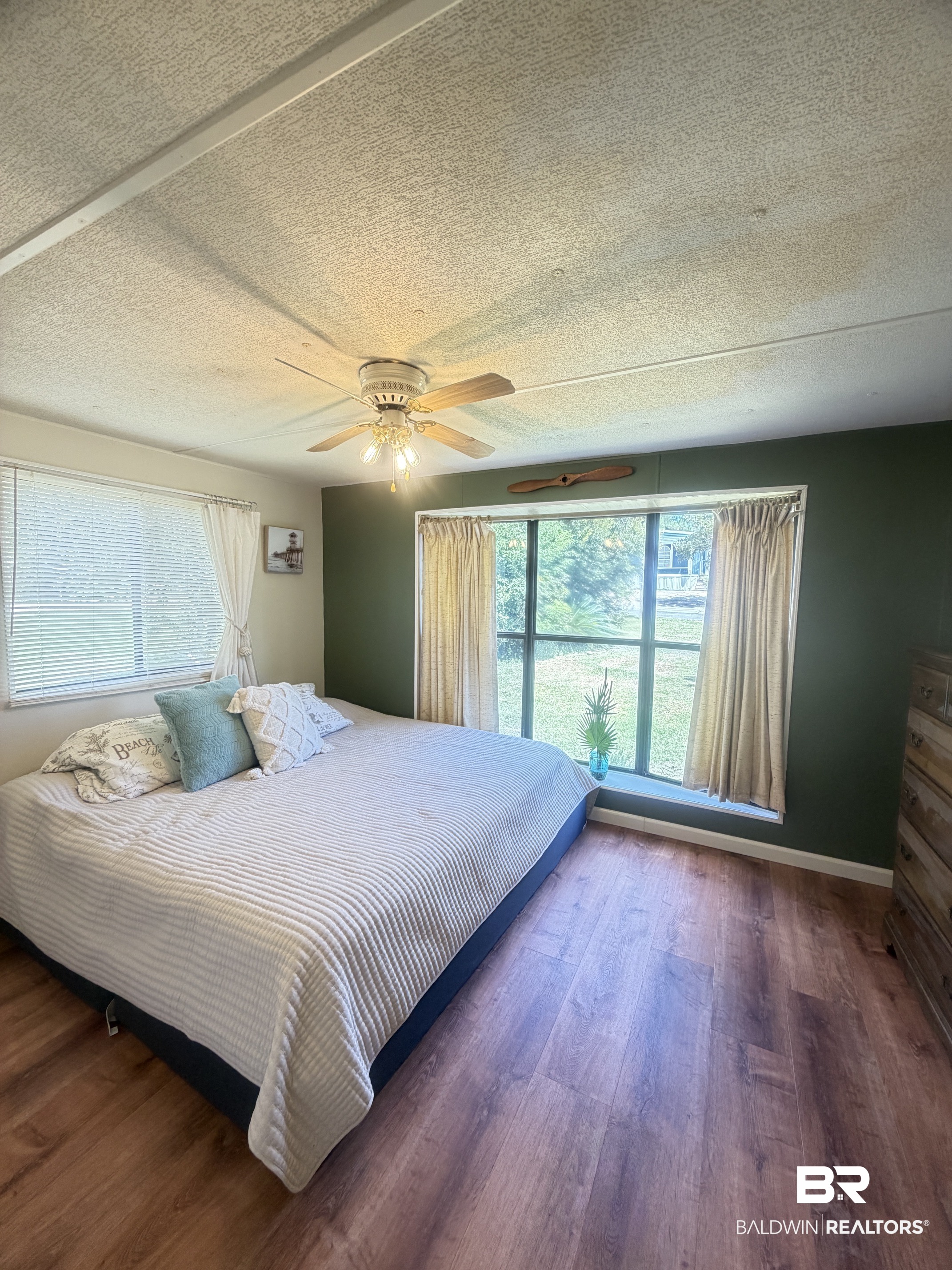 1407 Ridgewood Drive Lillian, AL 36549 - Photo 12 of 33 Gallery Image 12