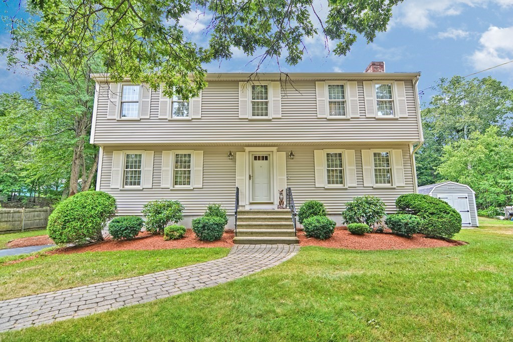 18 Janock Road Milford, MA 01757 - Photo 1 of 40 Gallery Image 1