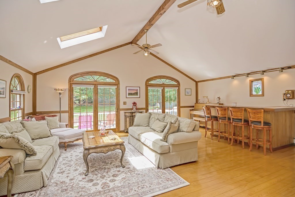 18 Janock Road Milford, MA 01757 - Photo 11 of 40 Gallery Image 11