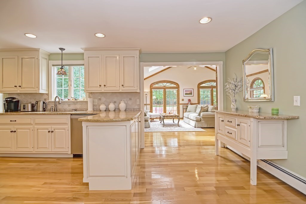 18 Janock Road Milford, MA 01757 - Photo 10 of 40 Gallery Image 10