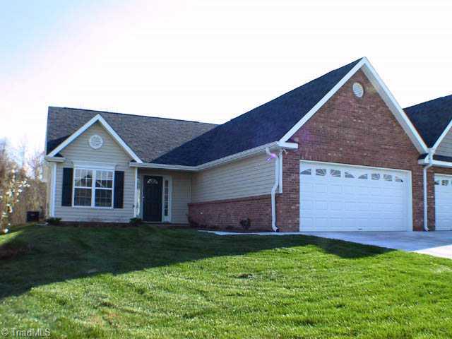 53 T Laurel Oak Ranch, Unit G High Point, NC 27265 - Photo 1 of 1 Exterior Front.