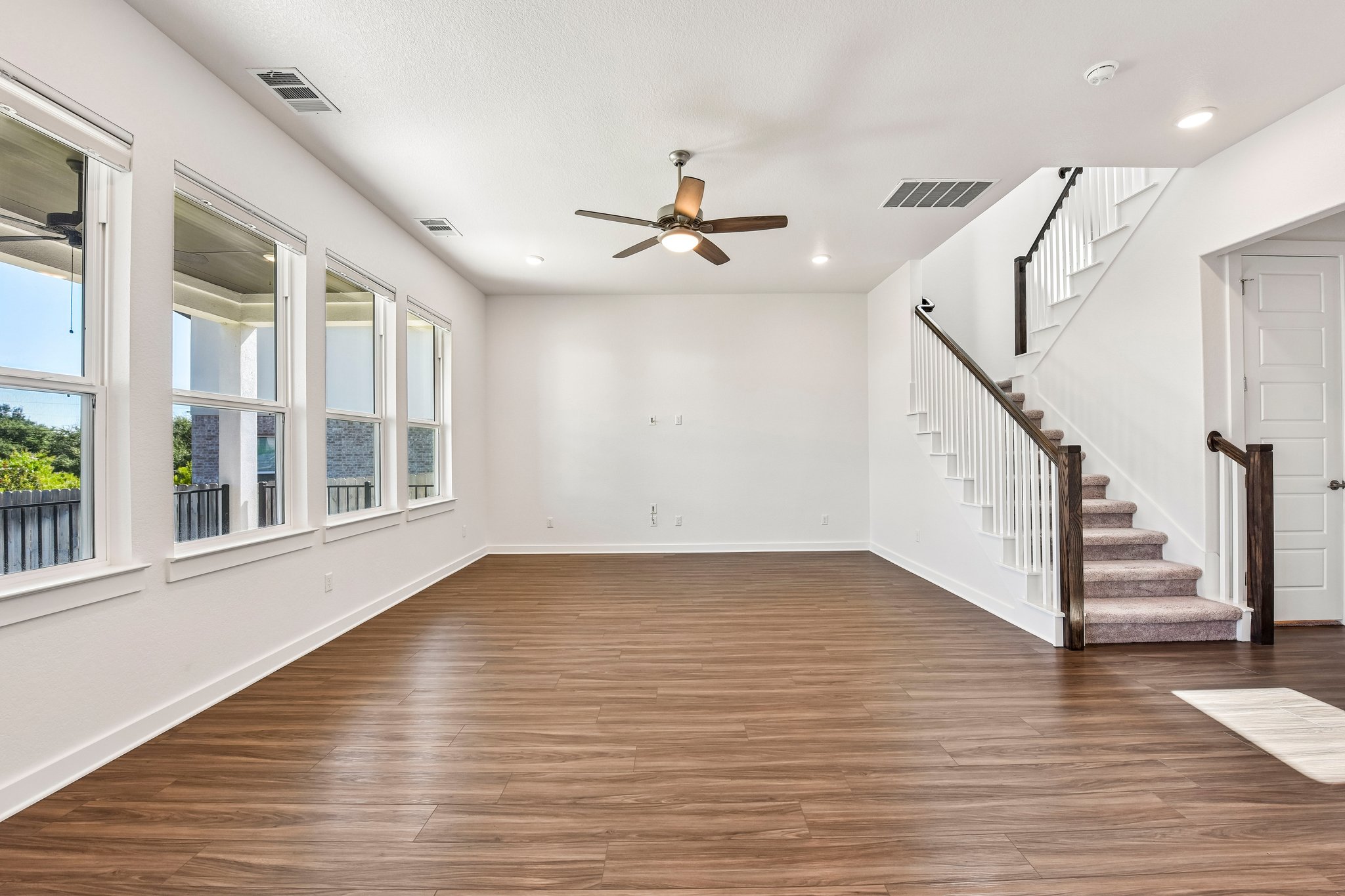 1209 Willie Rnch Way Leander, TX 78641 - Photo 4 of 40