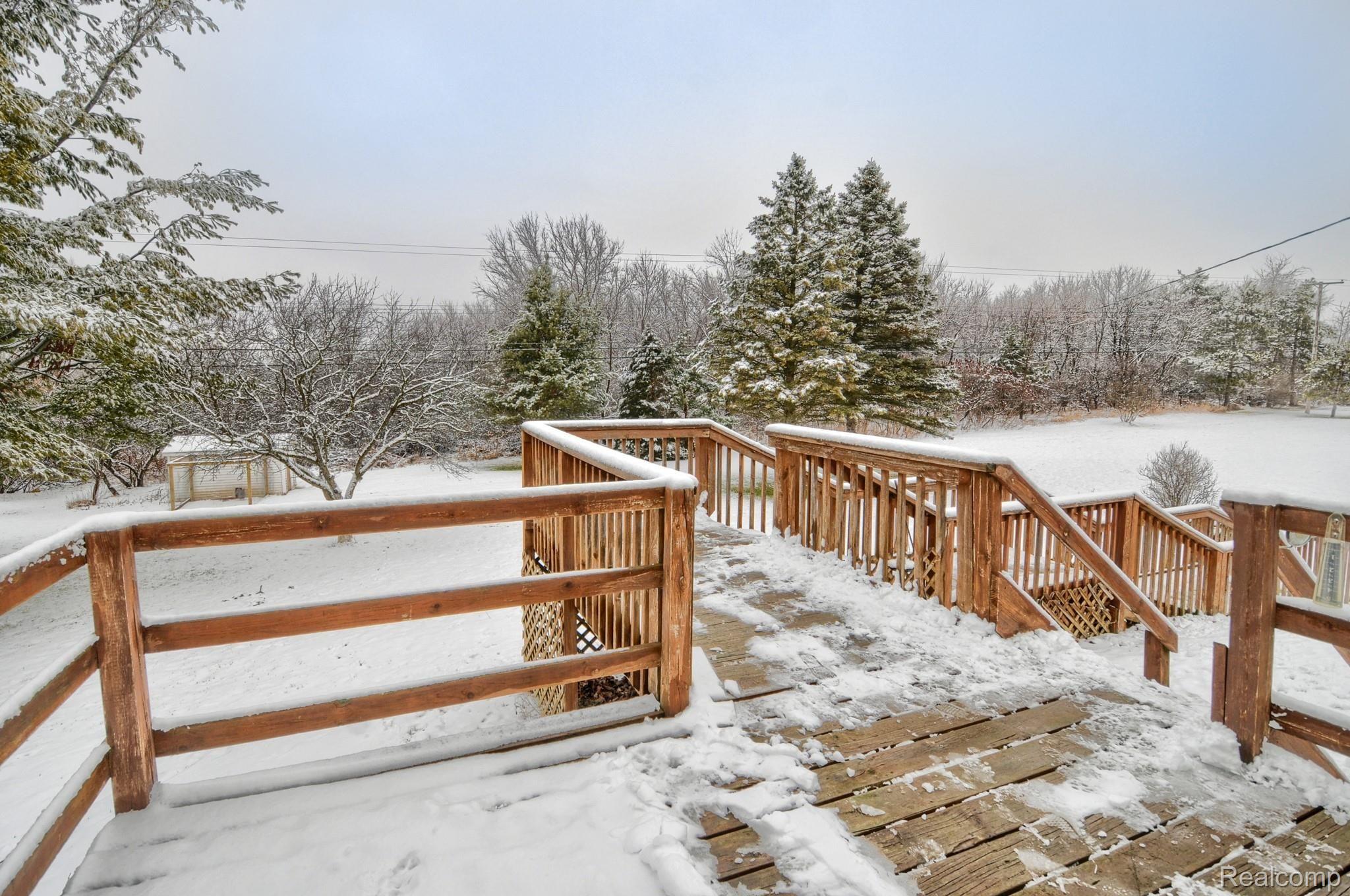 150 Davis Lake Road Lapeer, MI 48446 - Photo 29 of 34 SD3_8607-HDR(5).jpg