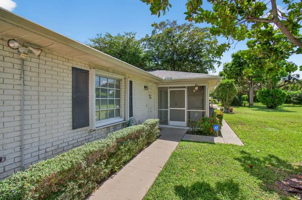 $169,000 | 10170 South 40th Way, Unit 258, Boynton Beach, FL 33436