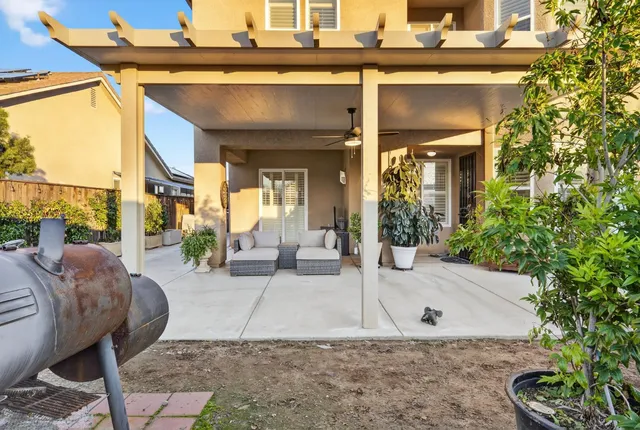 $730,000 | 2662 Whitmore Avenue, Clovis, CA 93619