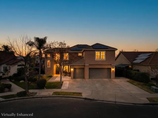 $730,000 | 2662 Whitmore Avenue, Clovis, CA 93619