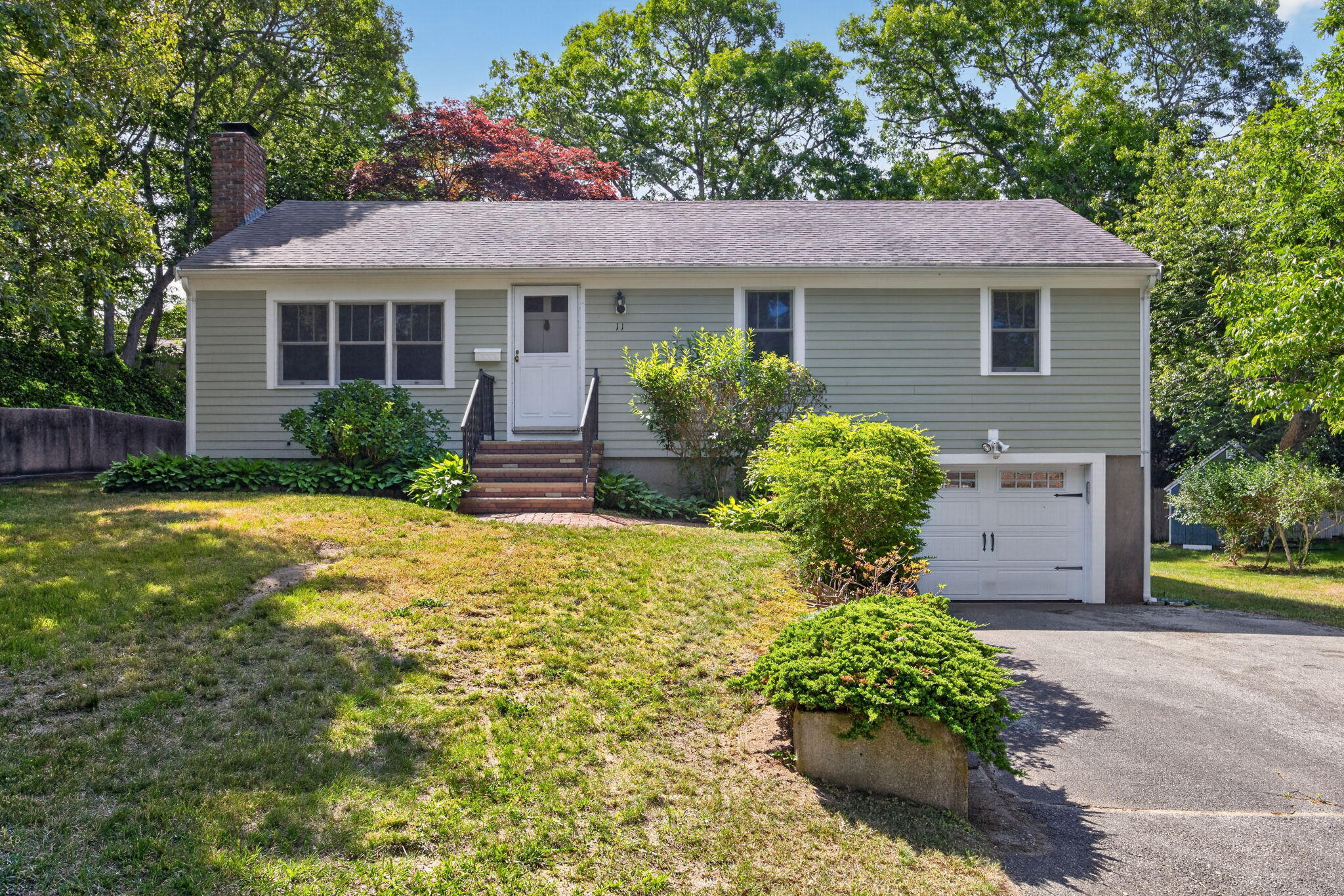 11 Cedardale Road Harwich, MA 02645 - Photo 1 of 35 1-01-8P0A4018