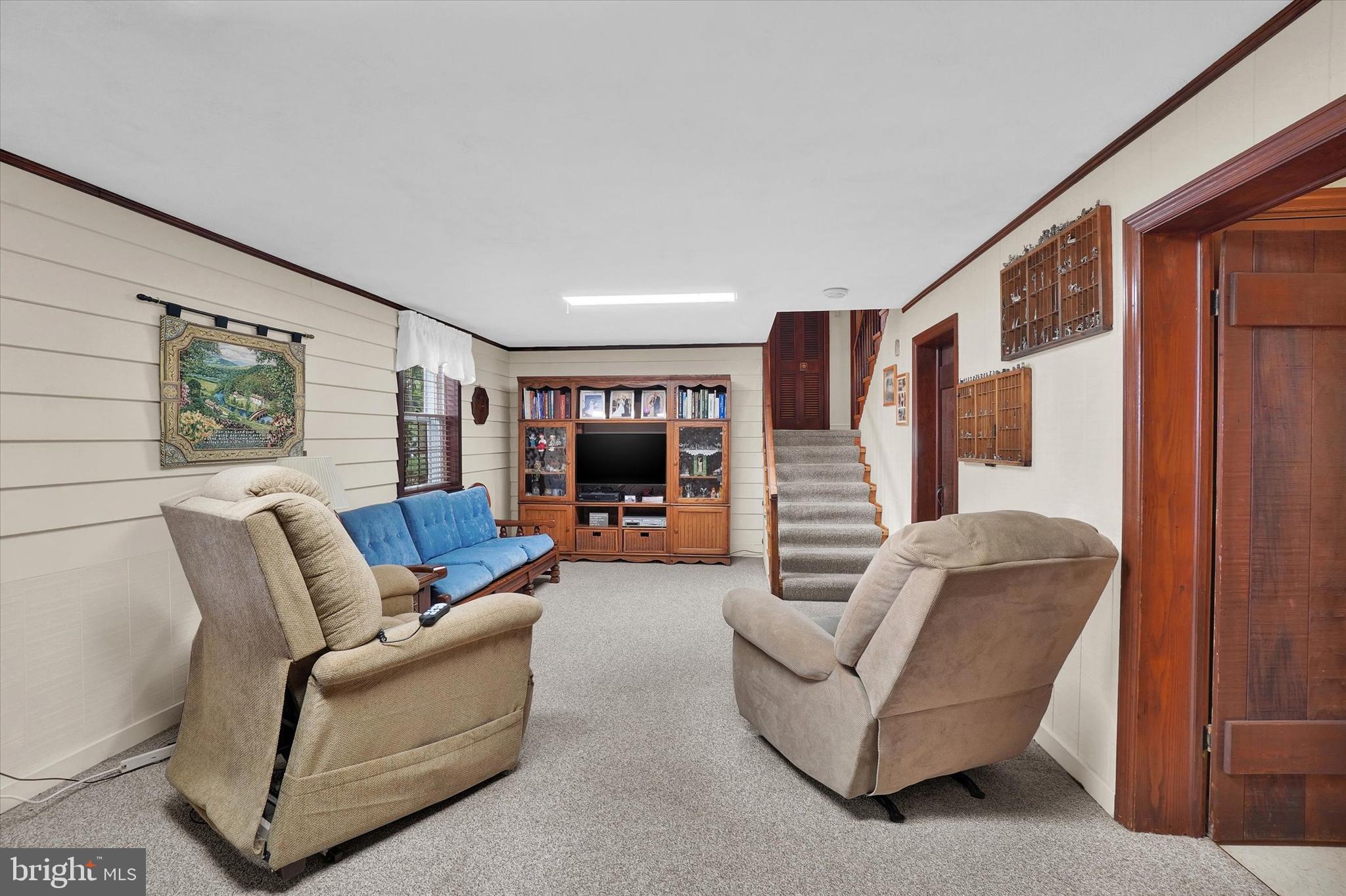 18670 Gemmill Road Stewartstown, PA 17363 - Photo 26 of 37 Family Room