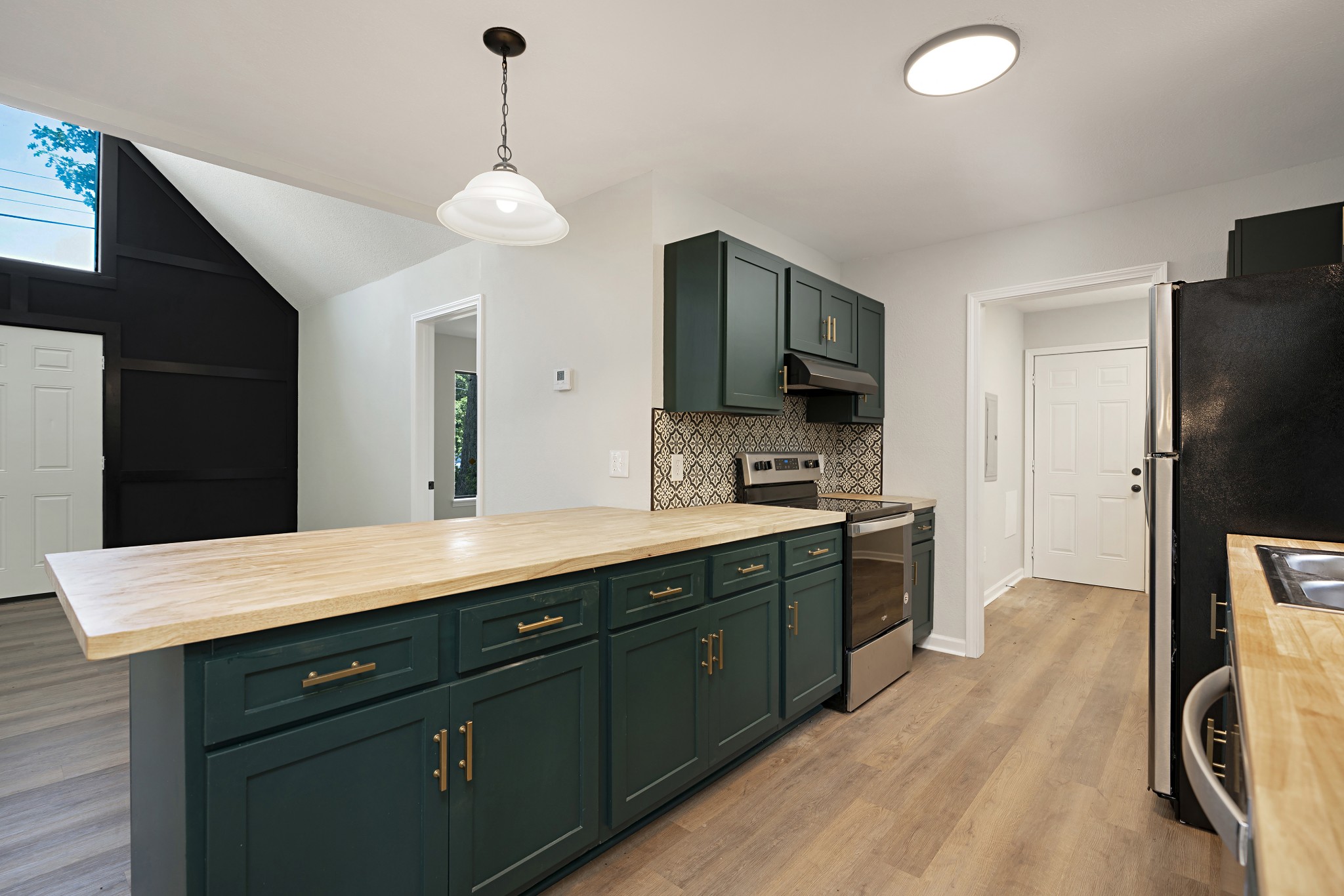 2121 Powell Road Clarksville, TN 37043 - Photo 13 of 30 Gallery Image 13