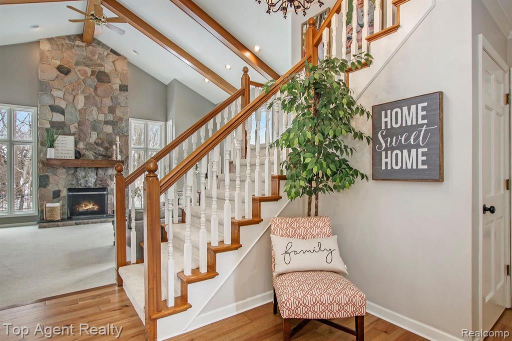 1470 Burhaven Drive Rochester Hills, MI 48306 - Photo 12 of 47
