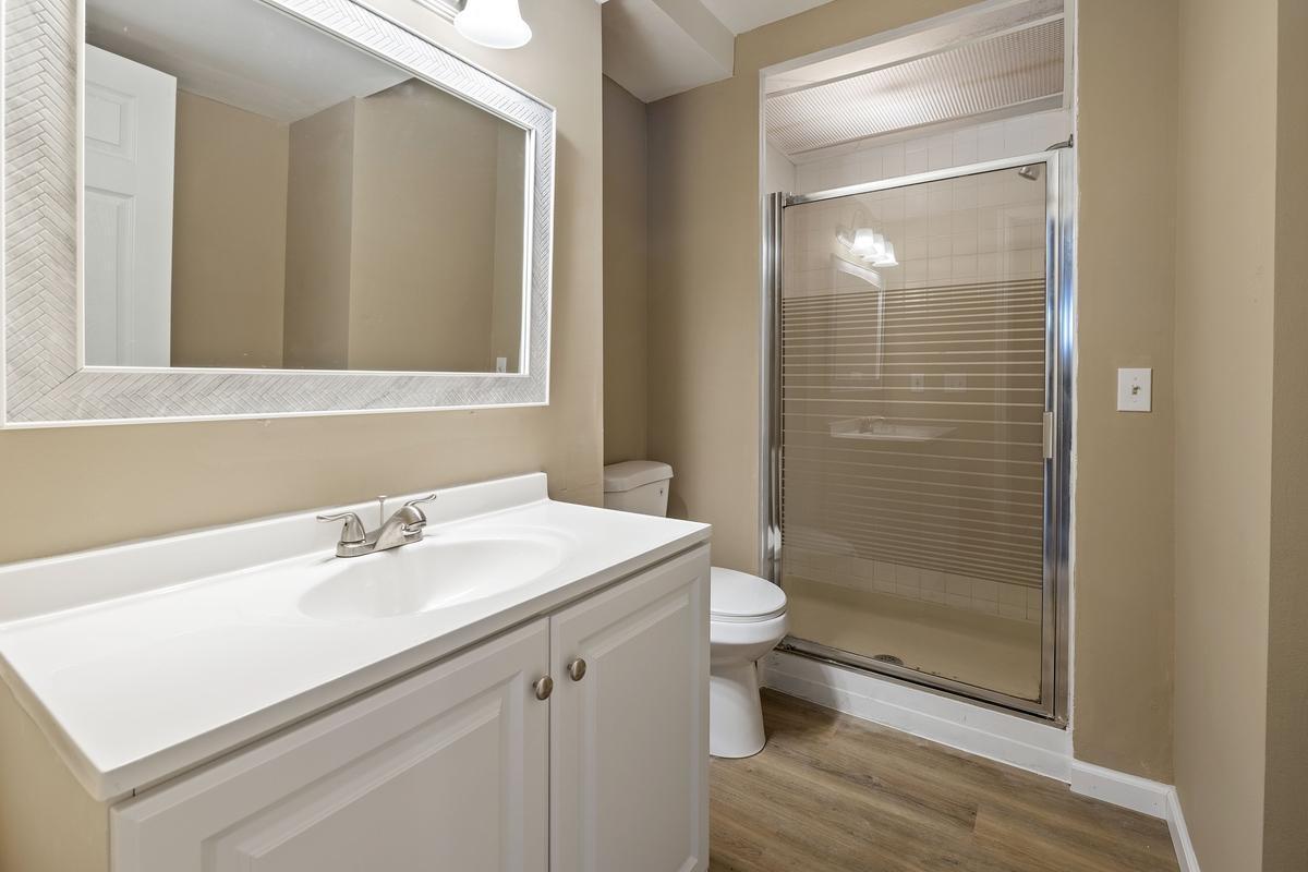 1002 Cross Road Eagan, MN 55123 - Photo 14 of 22