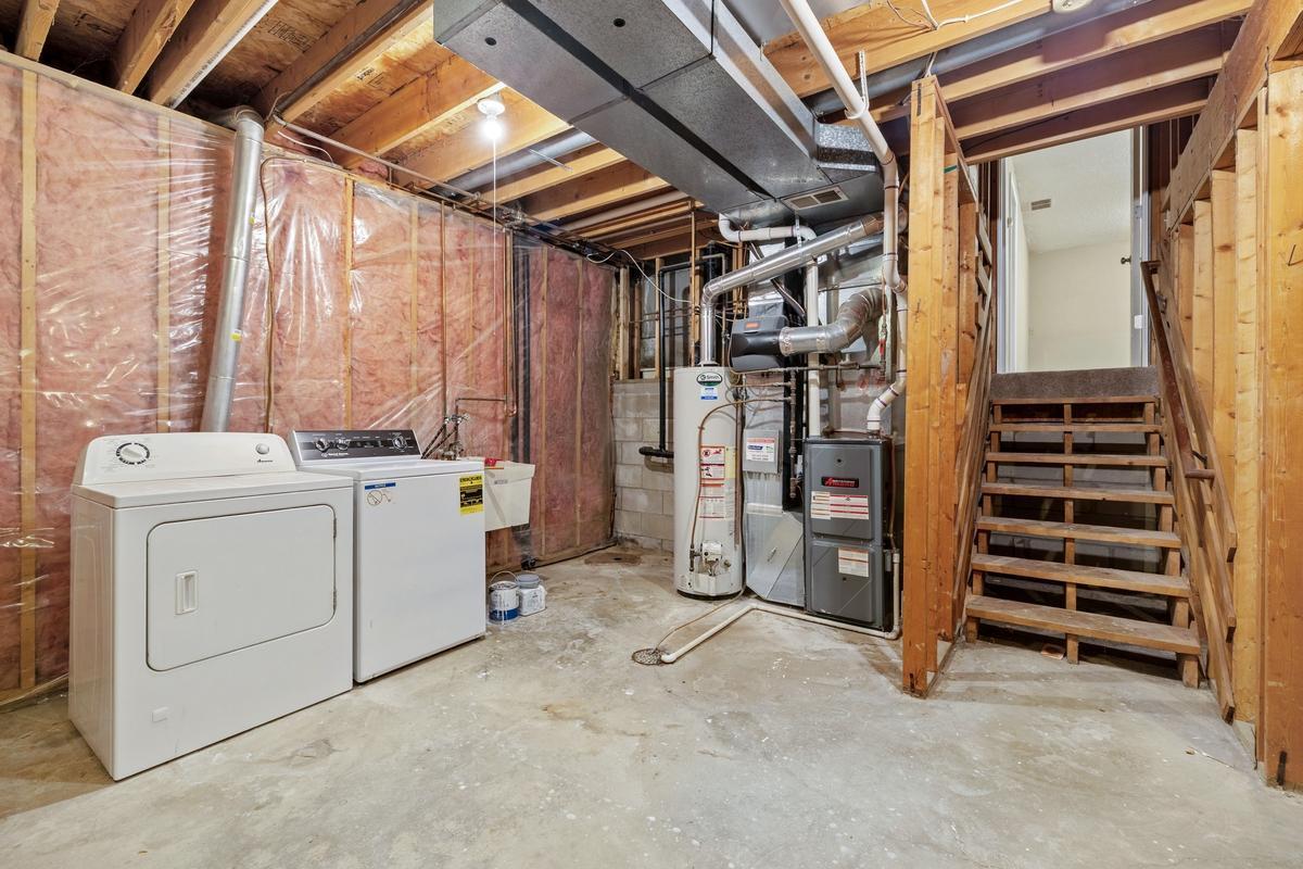 1002 Cross Road Eagan, MN 55123 - Photo 20 of 22