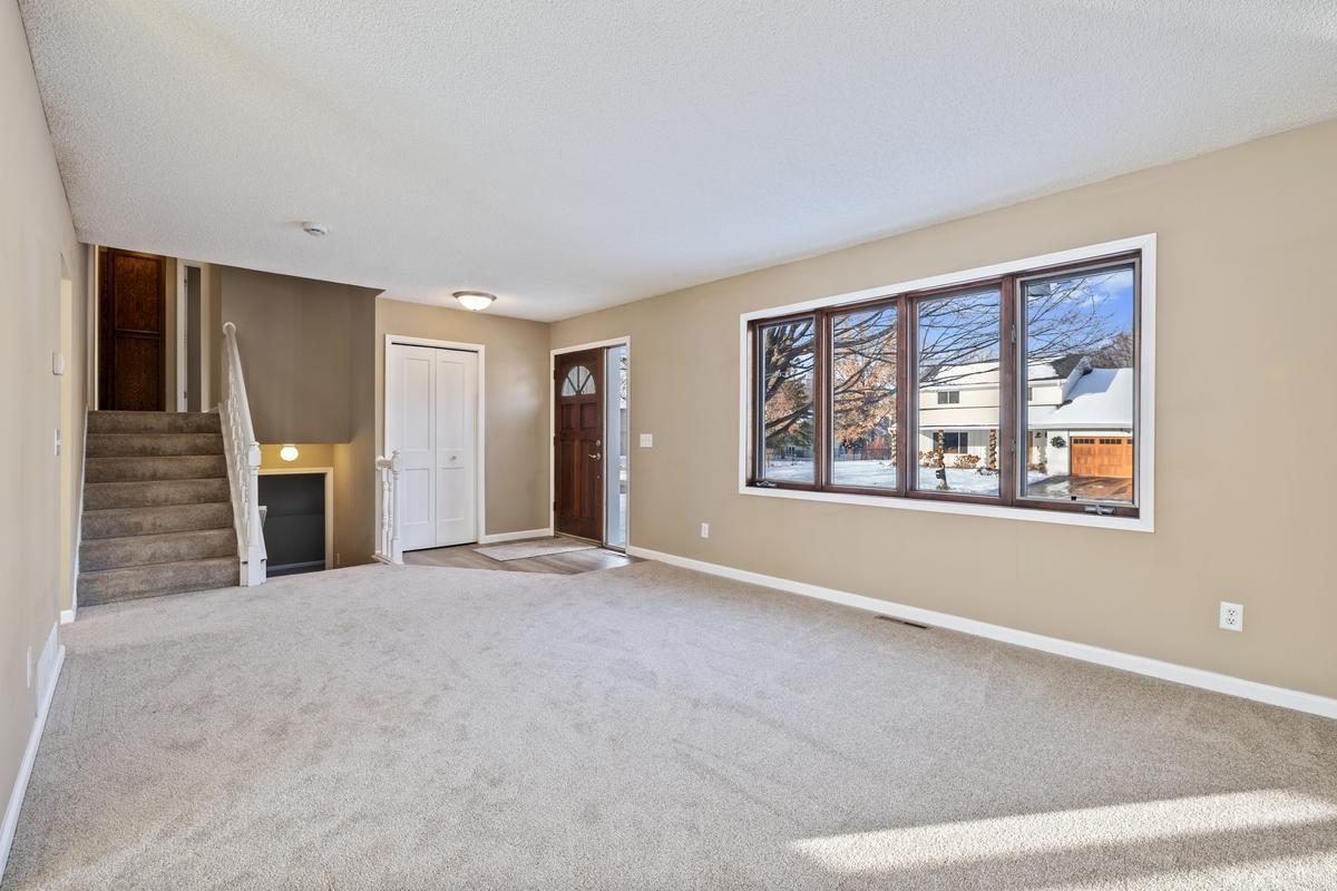 1002 Cross Road Eagan, MN 55123 - Photo 2 of 22