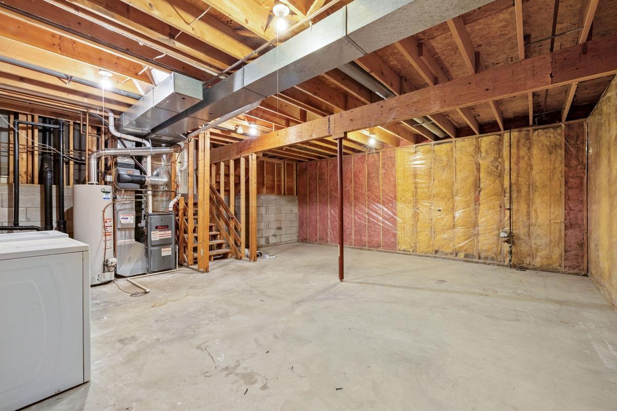 1002 Cross Road Eagan, MN 55123 - Photo 21 of 22