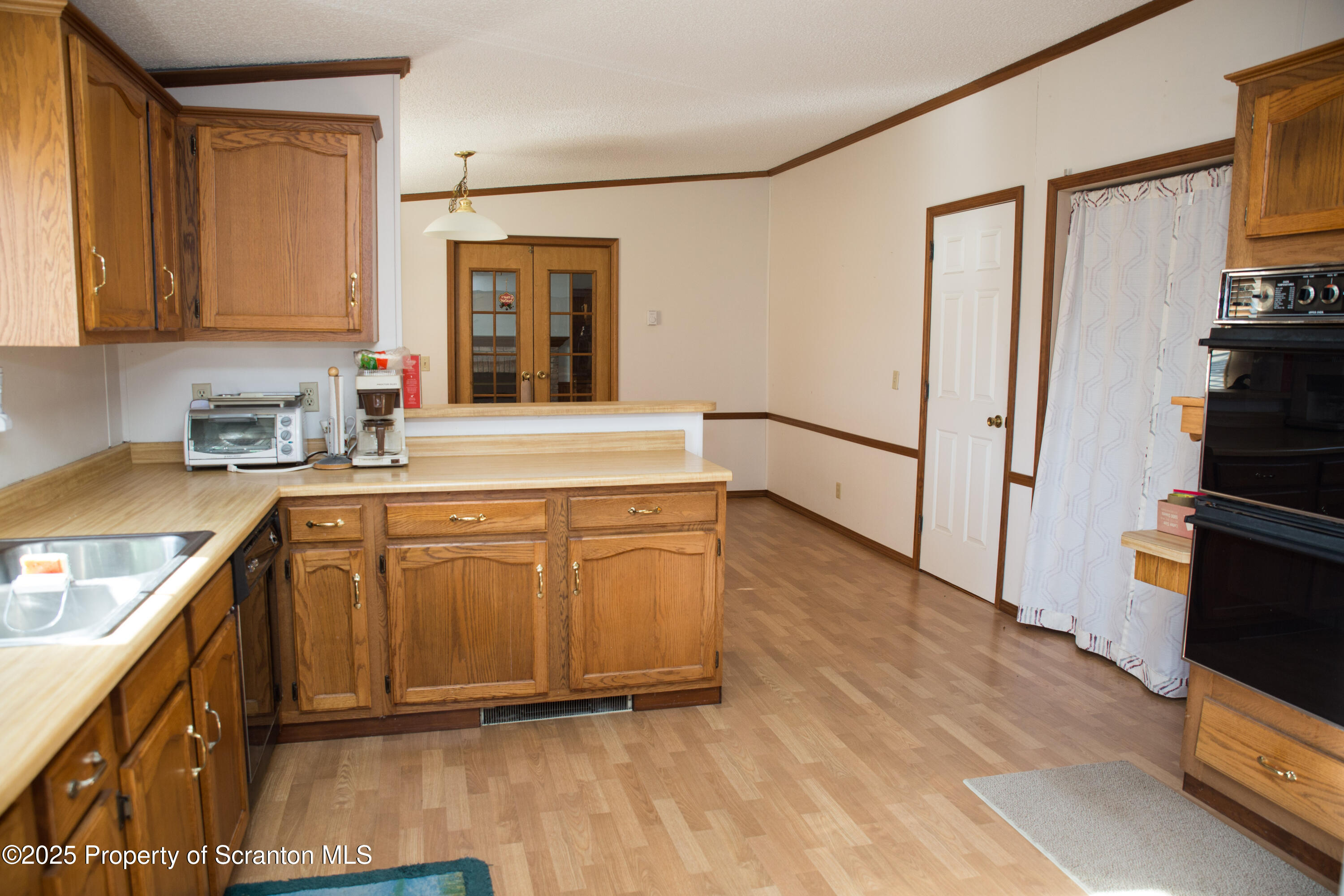 49 Bates Road Honesdale, PA 18431 - Photo 8 of 29 20250401-IMG_9542