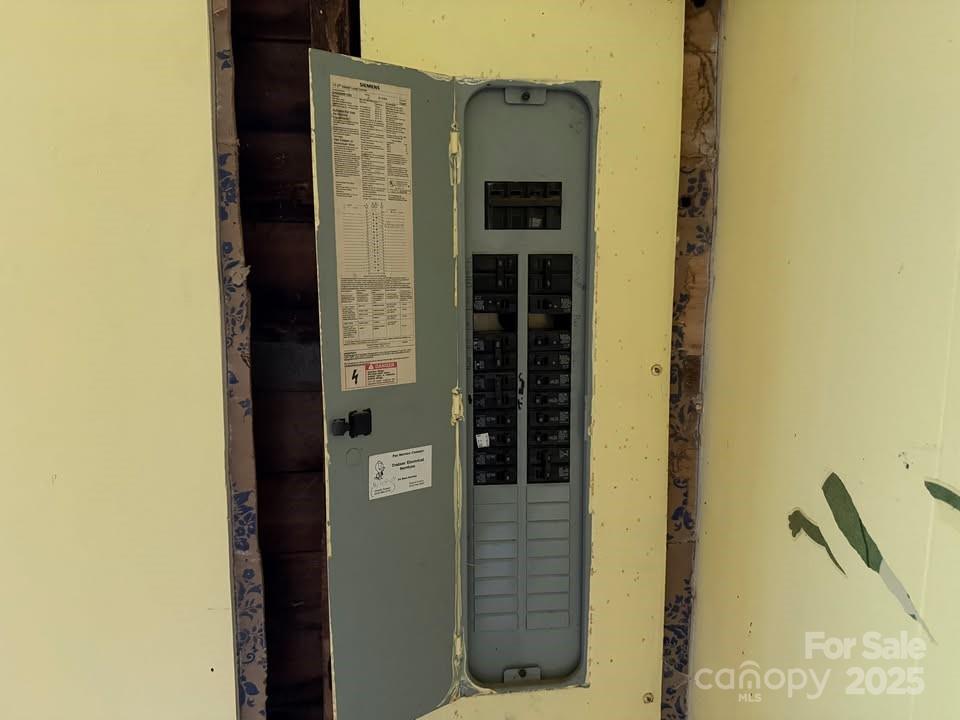 166 Old Helton School Road Lansing, NC 28643 - Photo 10 of 17