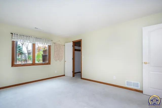 $375,000 | 3633 Southwest Ashworth Court, Topeka, KS 66614