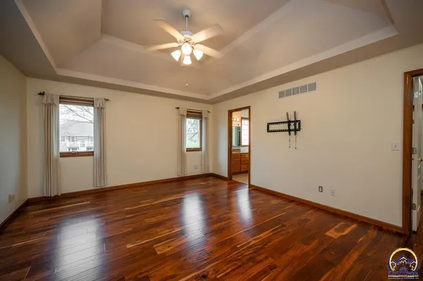 $359,999 | 3633 Southwest Ashworth Court, Topeka, KS 66614