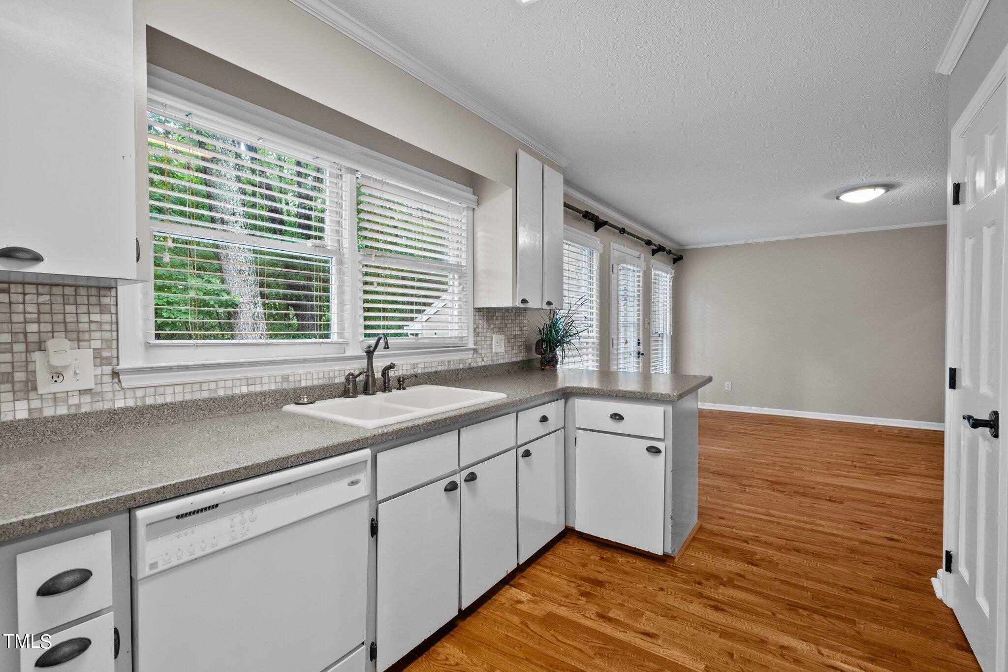 1003 Boathouse Court Raleigh, NC 27615 - Photo 14 of 34 12-web-or-mls-_NFP2847