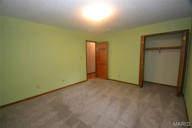 $254,500 | 9037 Range Drive, New Athens, IL 62264