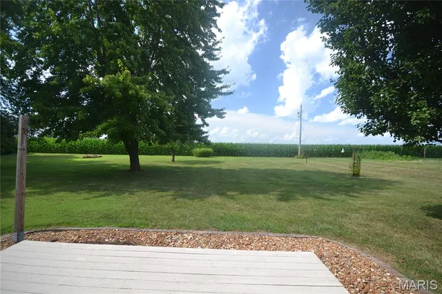 $254,500 | 9037 Range Drive, New Athens, IL 62264