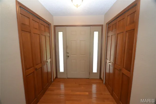 $254,500 | 9037 Range Drive, New Athens, IL 62264