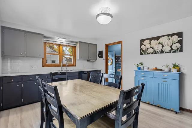 $334,500 | 906 Silver Street, De Pere, WI 54115