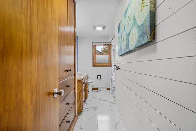 $334,500 | 906 Silver Street, De Pere, WI 54115