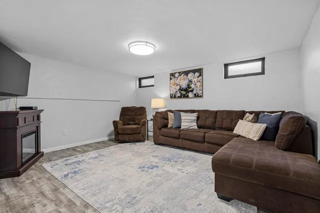 $334,500 | 906 Silver Street, De Pere, WI 54115