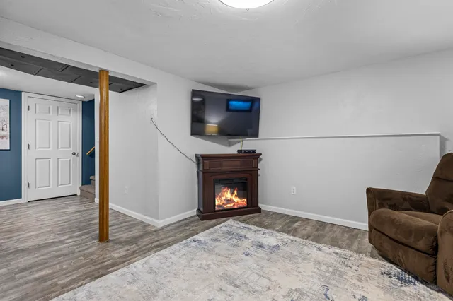 $334,500 | 906 Silver Street, De Pere, WI 54115