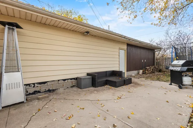 $334,500 | 906 Silver Street, De Pere, WI 54115