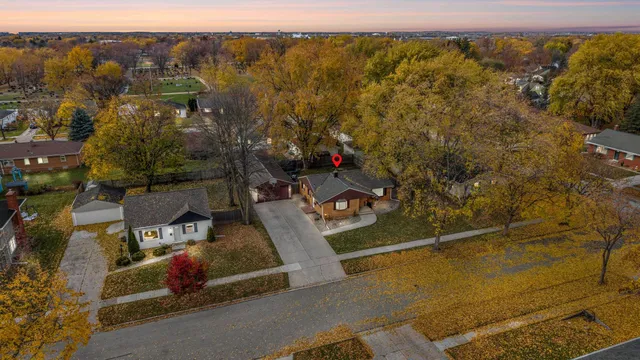 $334,500 | 906 Silver Street, De Pere, WI 54115