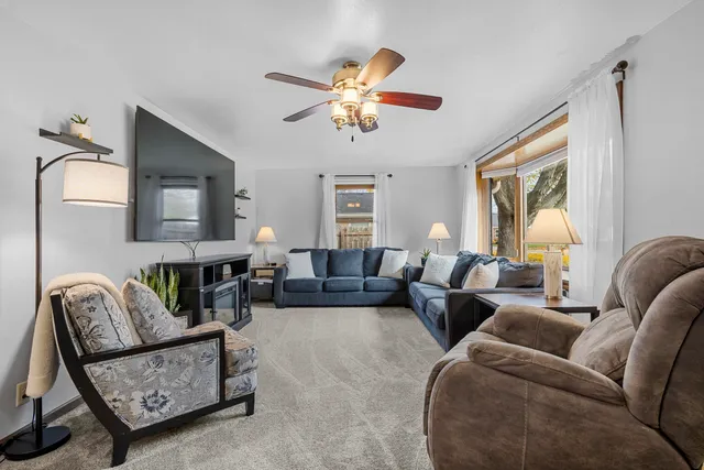 $334,500 | 906 Silver Street, De Pere, WI 54115