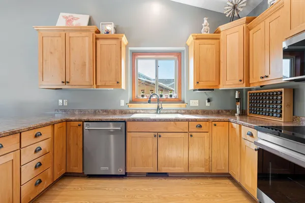 $399,900 | 1407 28th Street Southwest, Austin, MN 55912
