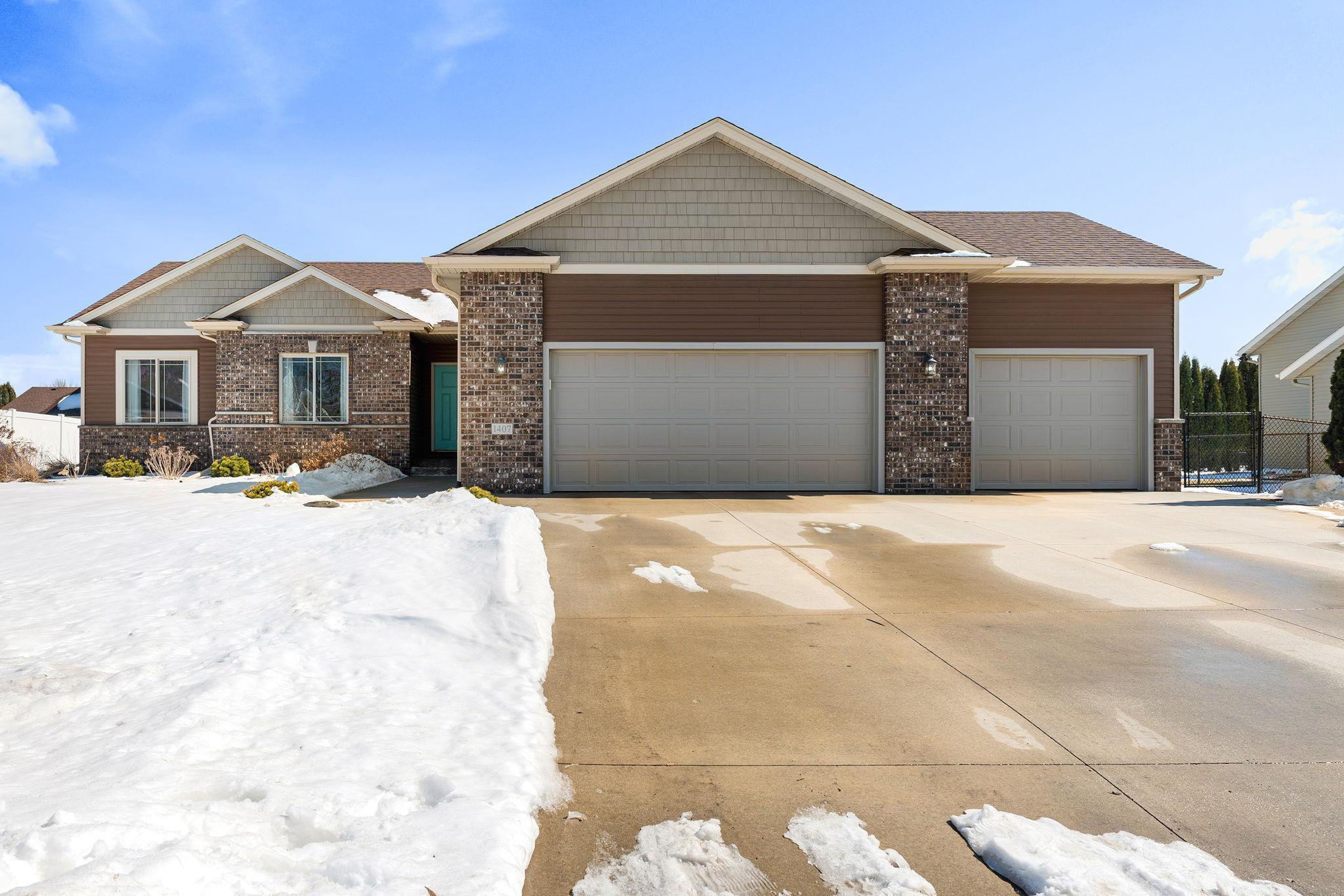 1407 28th Street Southwest Austin, MN 55912 - Photo 3 of 52