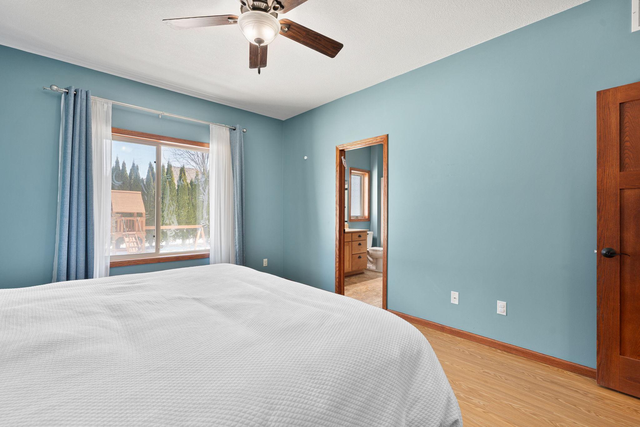 1407 28th Street Southwest Austin, MN 55912 - Photo 36 of 52