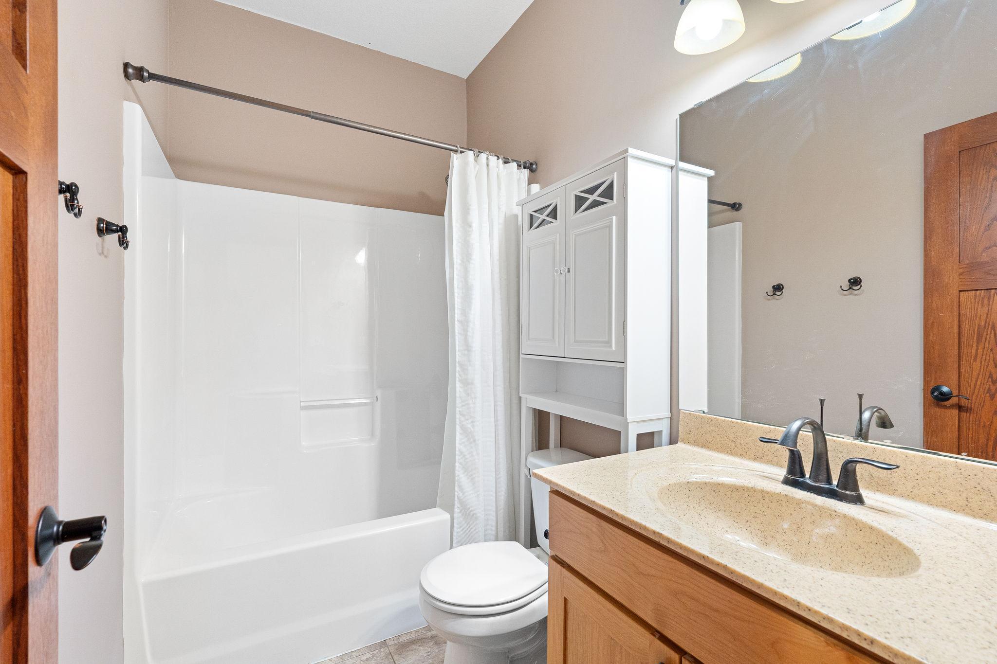 1407 28th Street Southwest Austin, MN 55912 - Photo 40 of 52