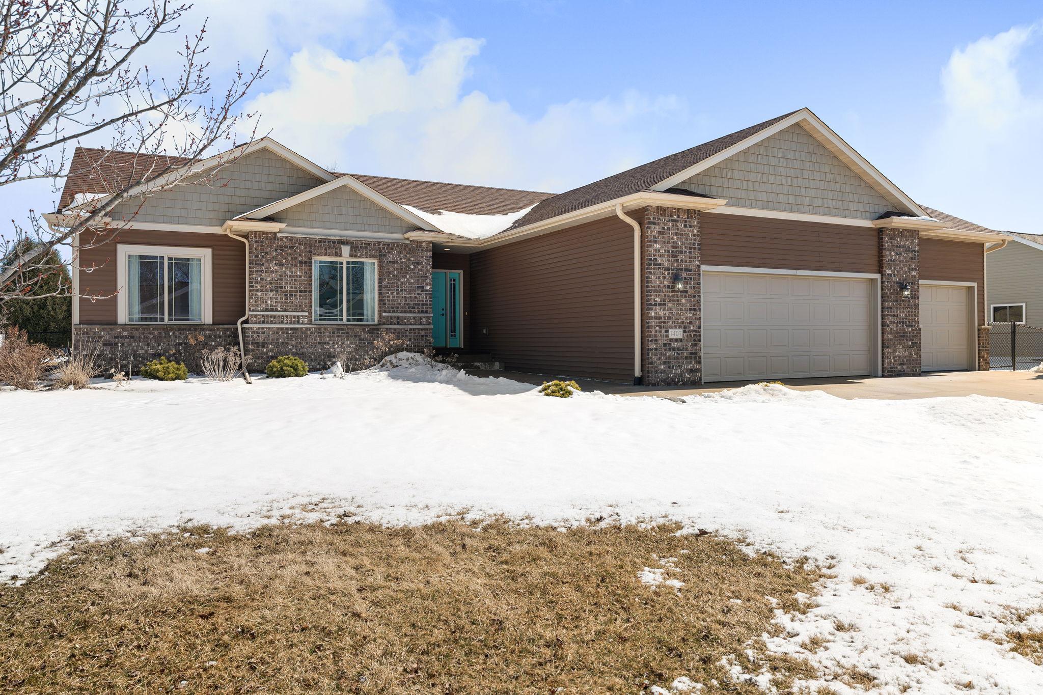 1407 28th Street Southwest Austin, MN 55912 - Photo 4 of 52