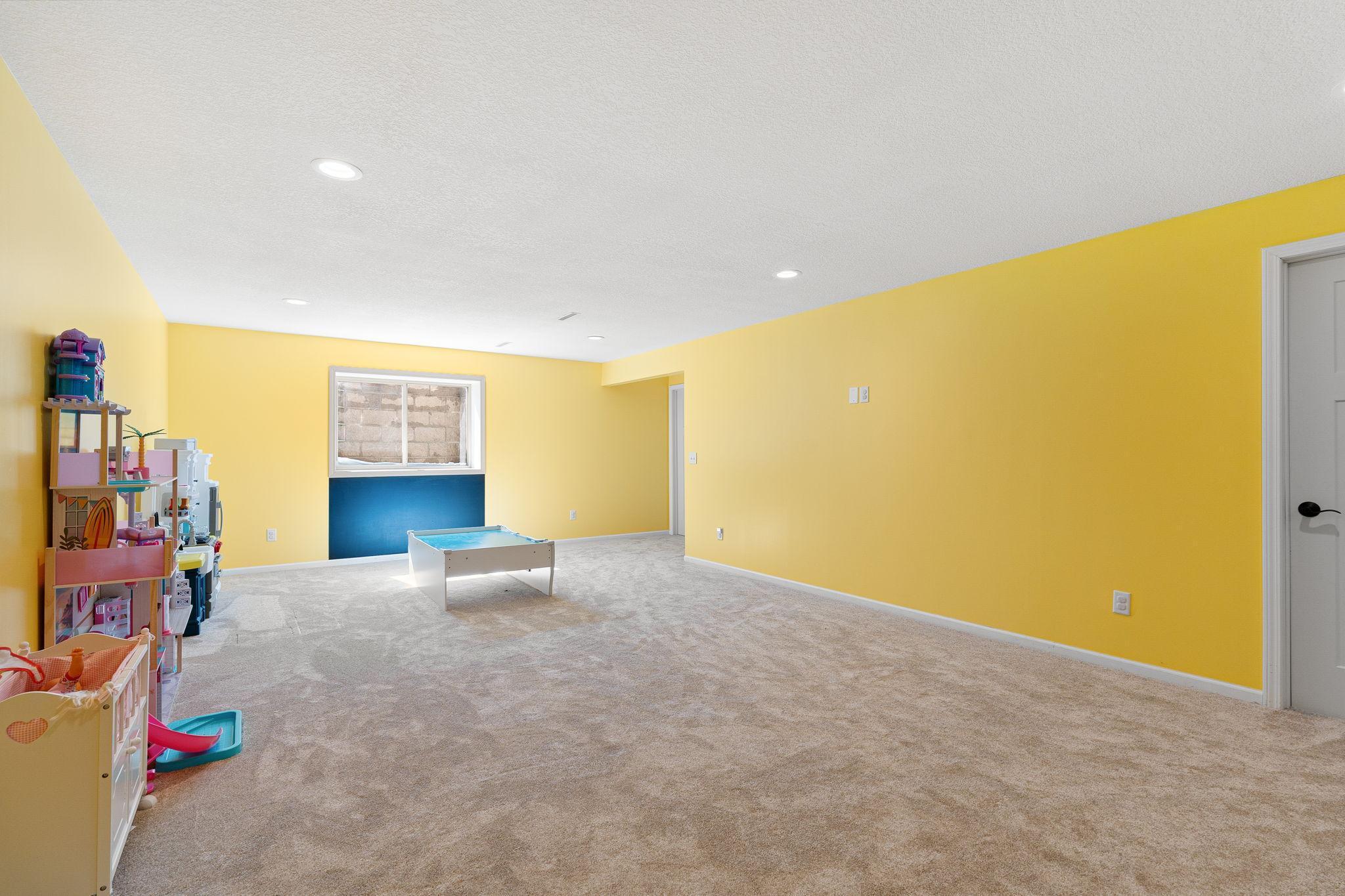 1407 28th Street Southwest Austin, MN 55912 - Photo 43 of 52