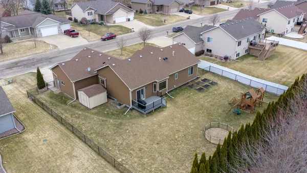 $399,900 | 1407 28th Street Southwest, Austin, MN 55912
