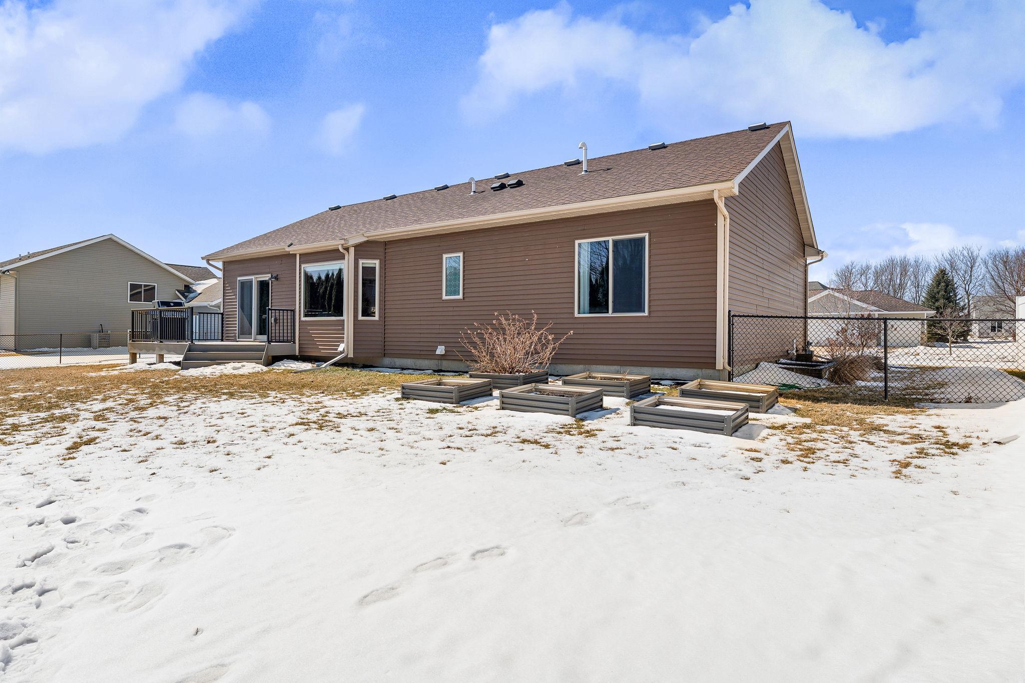 1407 28th Street Southwest Austin, MN 55912 - Photo 10 of 52