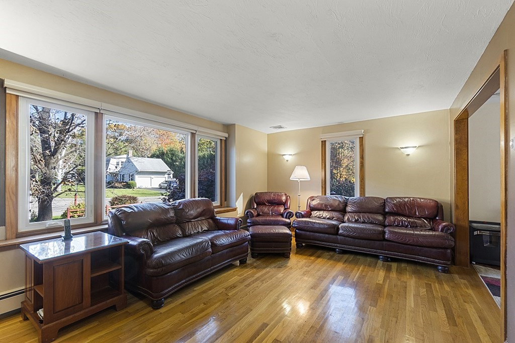 61 Trayer Road Canton, MA 02021 - Photo 12 of 42